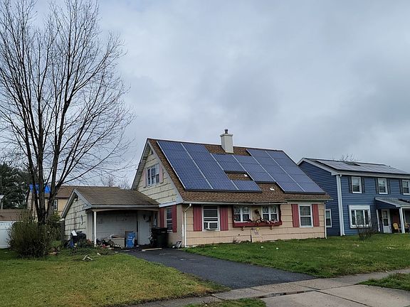 3rd image of 71 Boxwood Ln