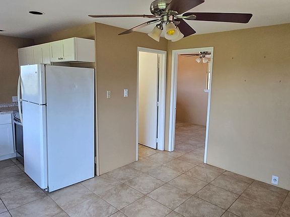 2nd image of 242 Kanani Rd