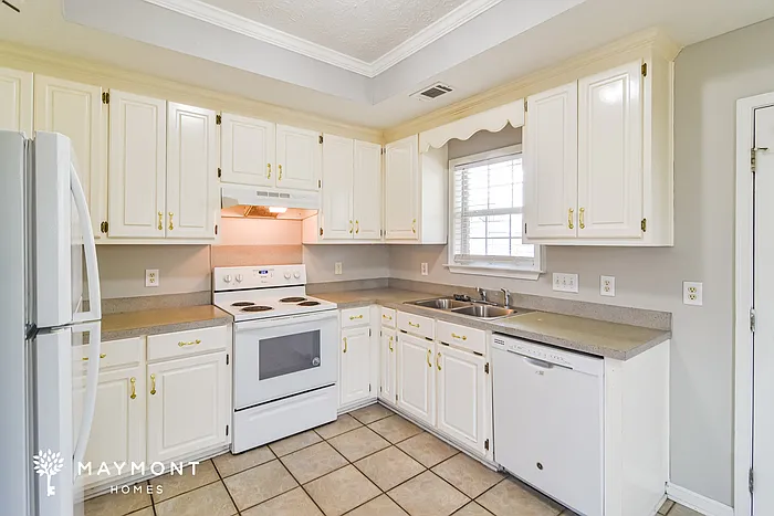 87 Faulk Dr — Photo 4