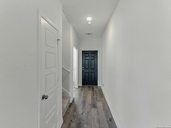 4th image of 4145 BERMUDA LN