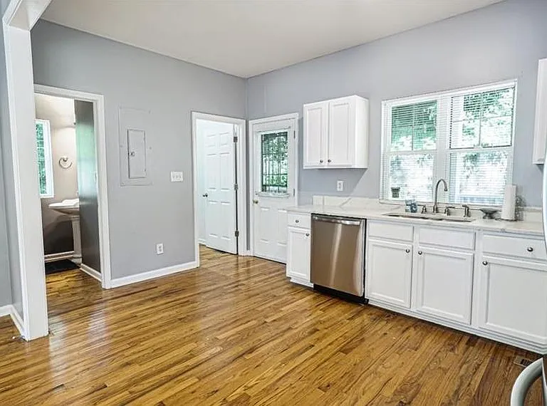 339 Henry Aaron Ave SW — Photo 3