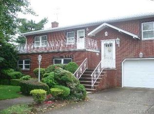16440 88th St, Howard Beach, NY 11414