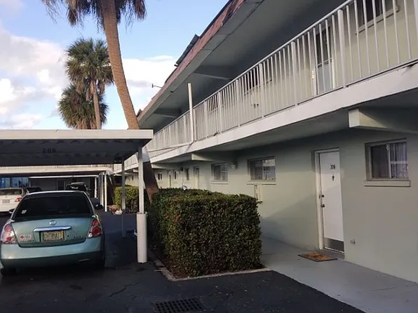 3437 Bee Ridge Rd APT 226, Sarasota, FL 34239