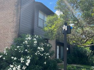 8020 Braesmain Dr APT 1601, Houston, TX 77025