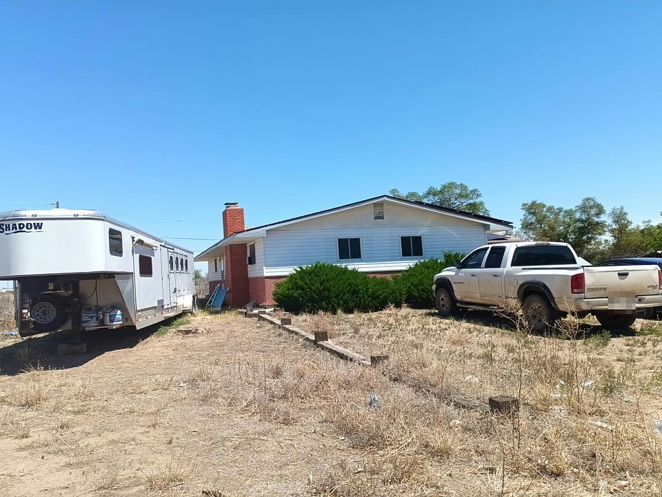 2nd image of 28034 Emerald St