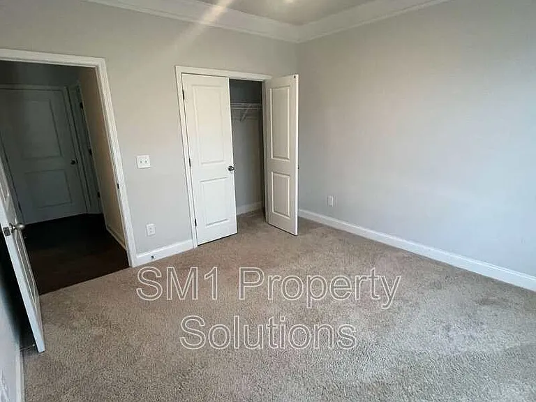 106 Brody Way — Photo 4