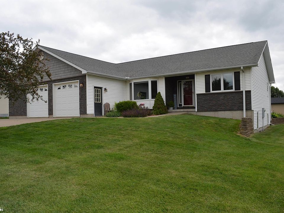 1st image of 416 Fairview Dr