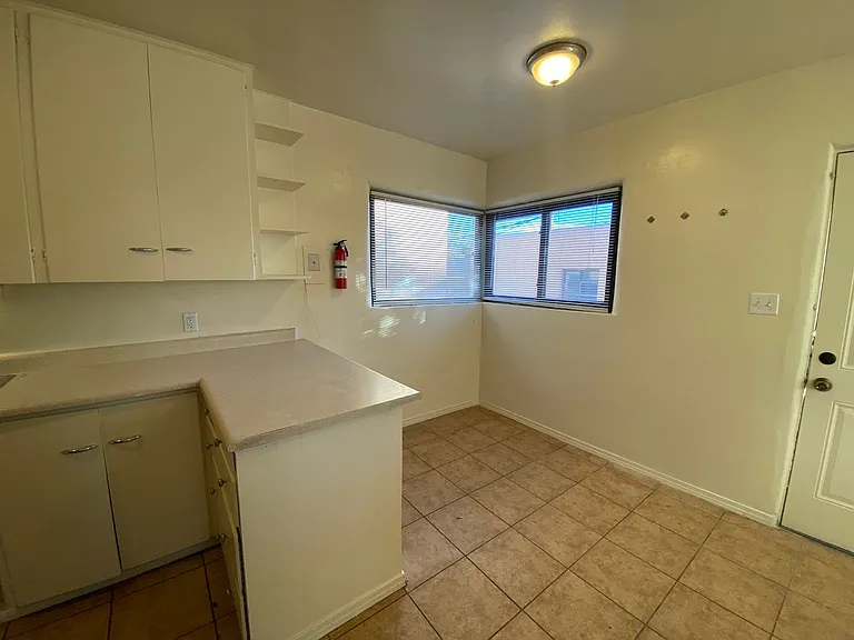 1200 Stanford Dr NE — Photo 22