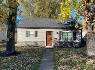2124 Ravenswood Dr, Evansville, IN 47714