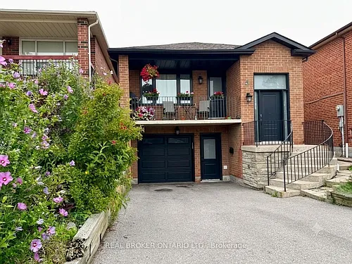 5 Twinberry Cres #LOWER Photo 1
