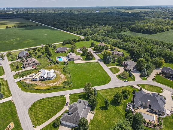 3rd image of 1007 Country Ln