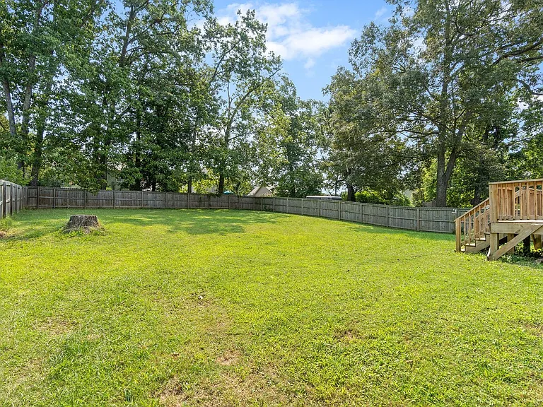 1845 Deerstand Dr — Photo 34