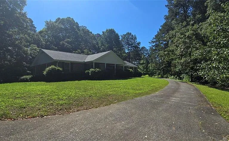 1132 Shoal Creek Rd — Photo 40