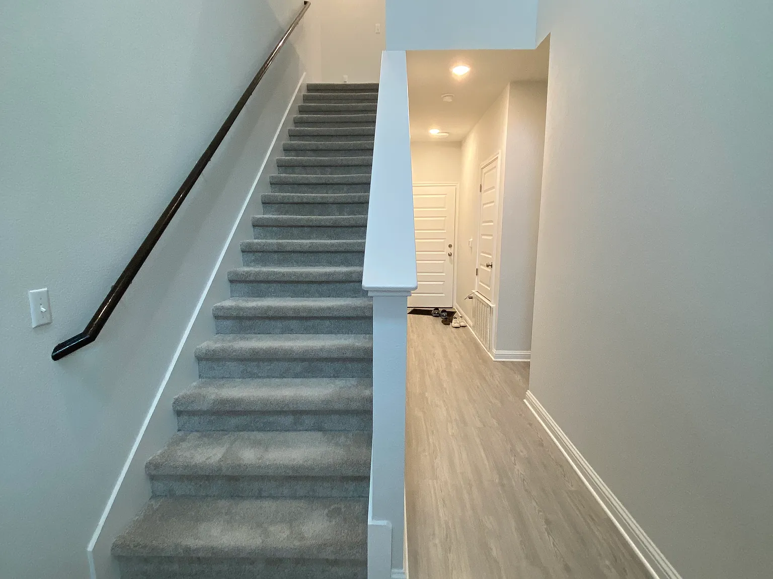 2 bed, 1450 sqft, $2,950 — Photo 2