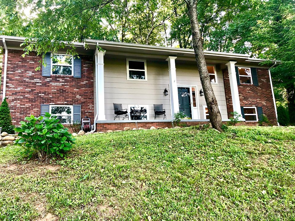1st image of 3653 Woodmont Dr