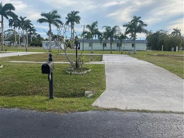 127 Raintree LN, FORT MYERS, FL 33908