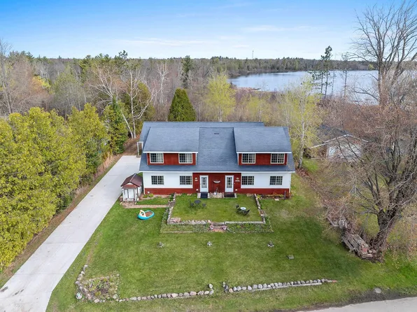 N6321 Cattau Beach Dr, Shawano, WI 54166