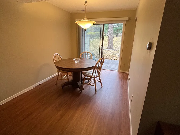 429 W Eagle Lake Dr — Photo 3