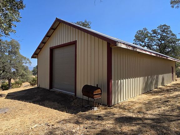 4th image of 5880 Olympia Dr