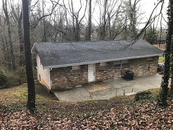 2nd image of 617 Lewallen Ct