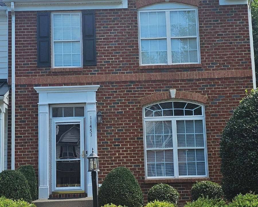 1st image of 11451 Abbots Cross Ln