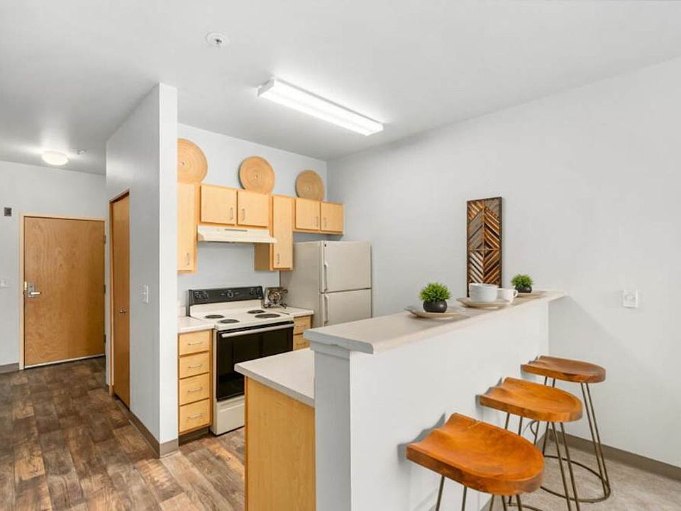 1st image of 314 NW 5th Ave APT 209