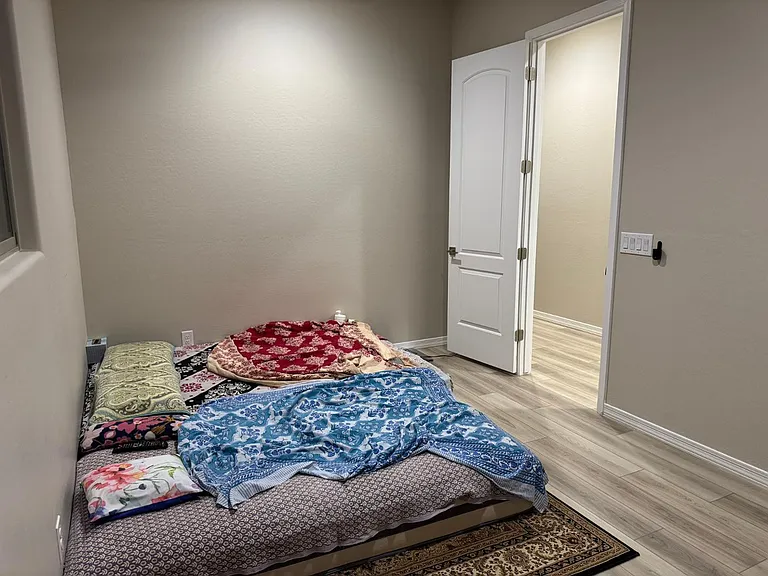 5525 W Banff Ln — Photo 23