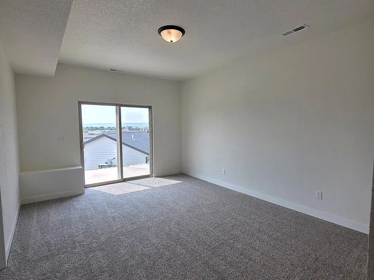 5336 Silverton St — Photo 6