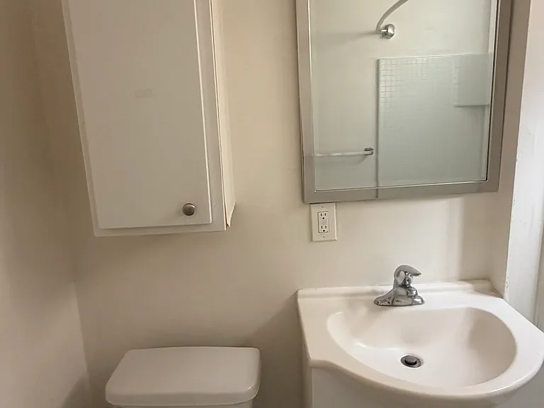 407 Loma Dr #1/2 — Photo 4