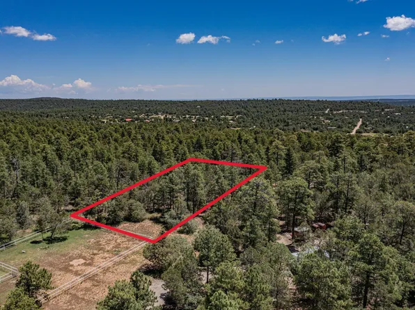 26 Bobolink Ln, Tijeras, NM 87059