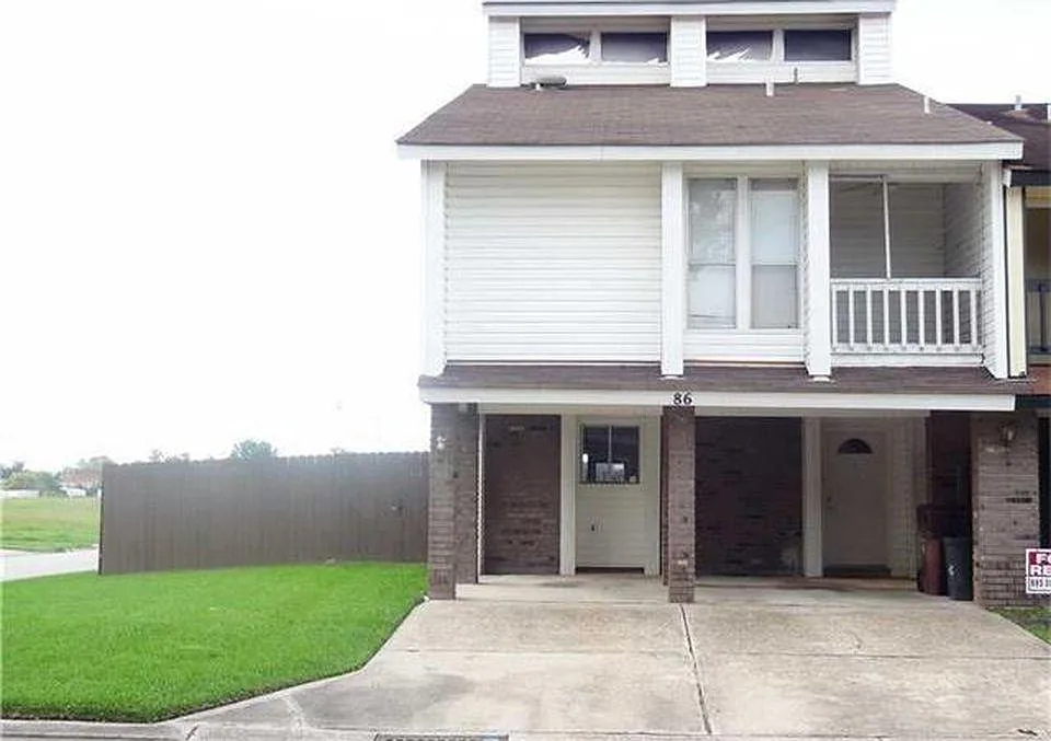 86 Stanton Hall Dr