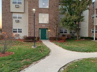 510 Cunat Blvd APT 2C, Richmond, IL 60071