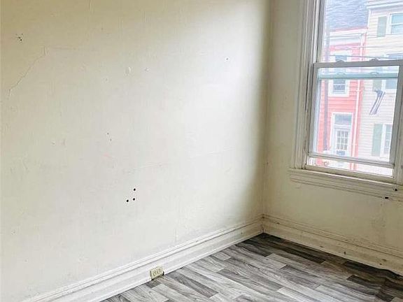 5th image of 432 N Law St