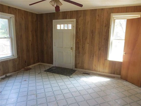 Sweat equity, Great House