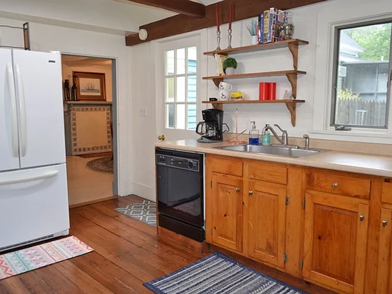 7 Granite St — Photo 8