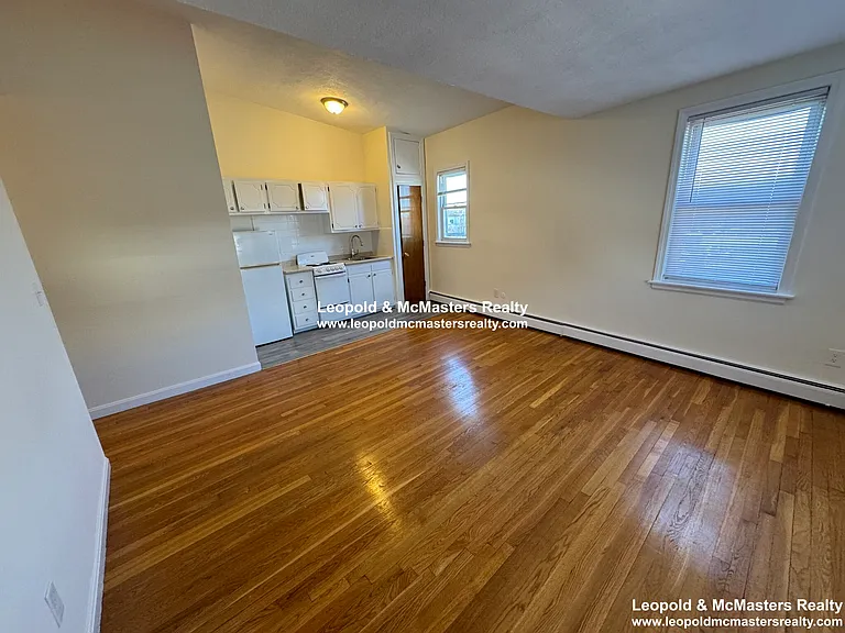 North Beacon St Brighton Apartments — Photo 22