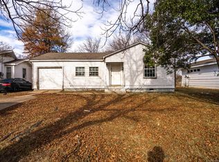 703 Maxwell St NW, Ardmore, OK 73401