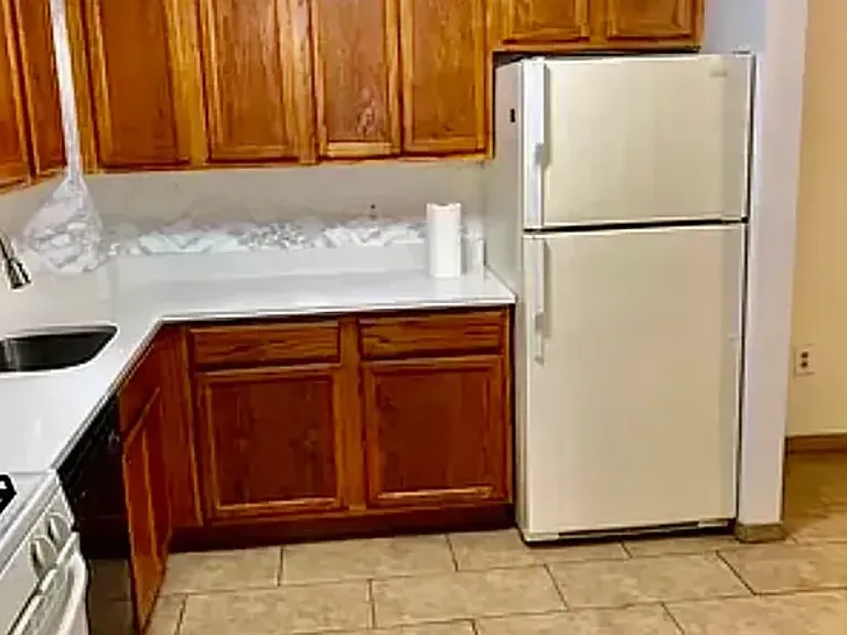 1835 Needham Ave #4G — Photo 5