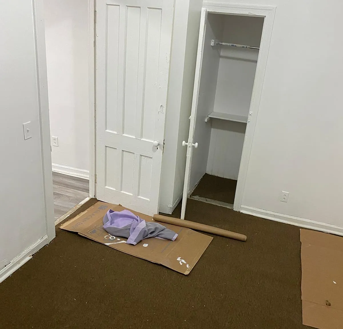 219 Sabine St — Photo 2