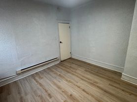 4534 Old York Rd, Philadelphia, PA