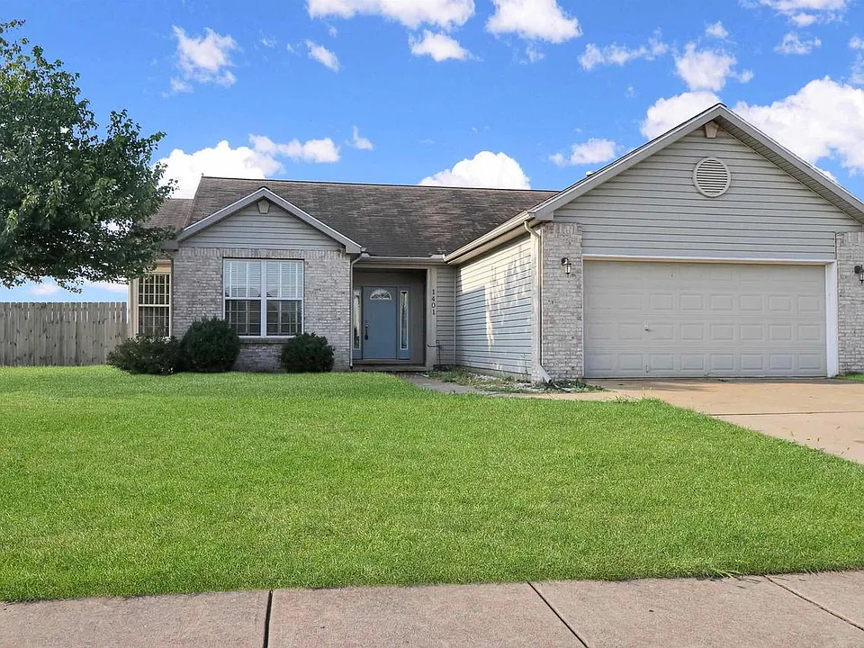 1401 Shining Armor Ln