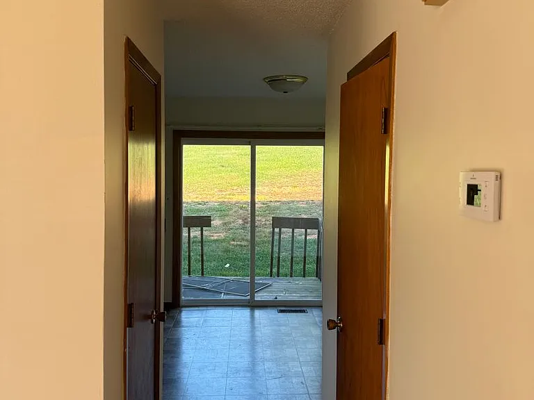 120 Oakcrest Cir — Photo 15