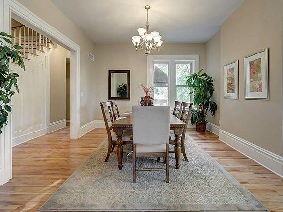 4th image of 2036 Sidney St