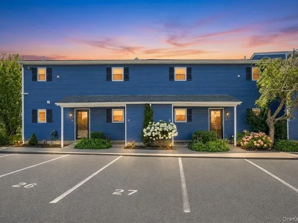 116 Westend Avenue #4, Freeport, NY 11520