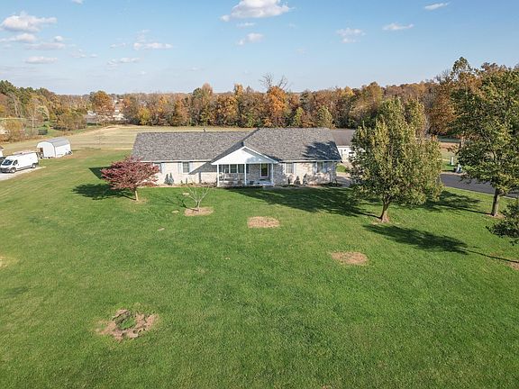 4th image of 9597 N County Road 700 E