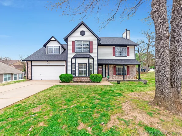 6901 Silver Oak Dr, Tulsa, OK 74107