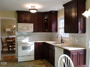 36 Saw Mill Rd, New Fairfield, CT 06812