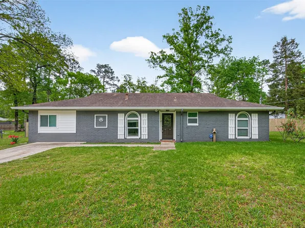 10720 Royal Forest Dr, Conroe, TX 77303