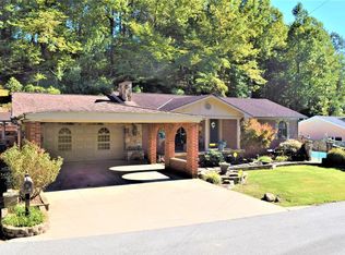 139 Green Meadow Ln, Pikeville, KY 41501