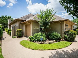 4501 Country Club Vw, Baytown, TX 77521